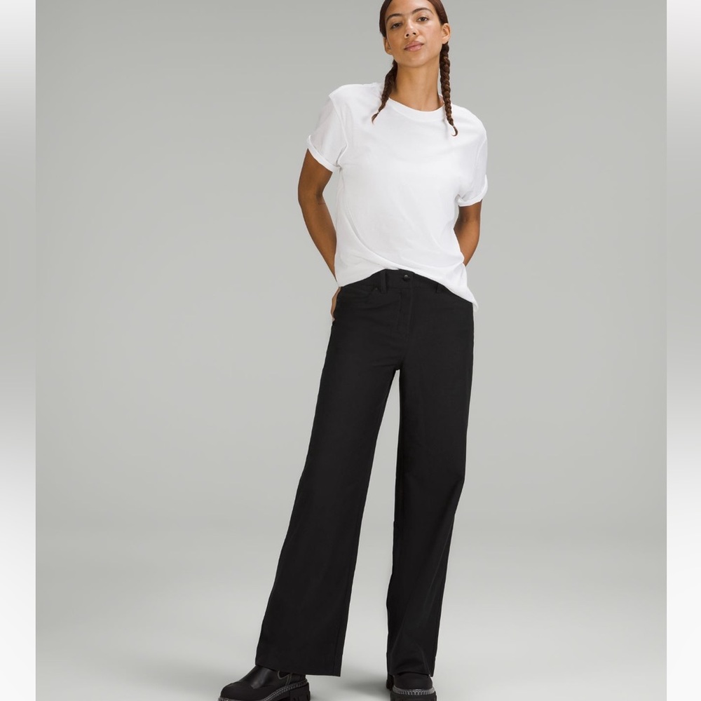 Lululemon City Sleek 5 Pocket Wide-Leg High-Rise Pant in Light Utilitech